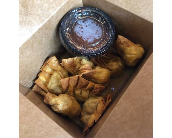 Fried Wontons (8 pcs)