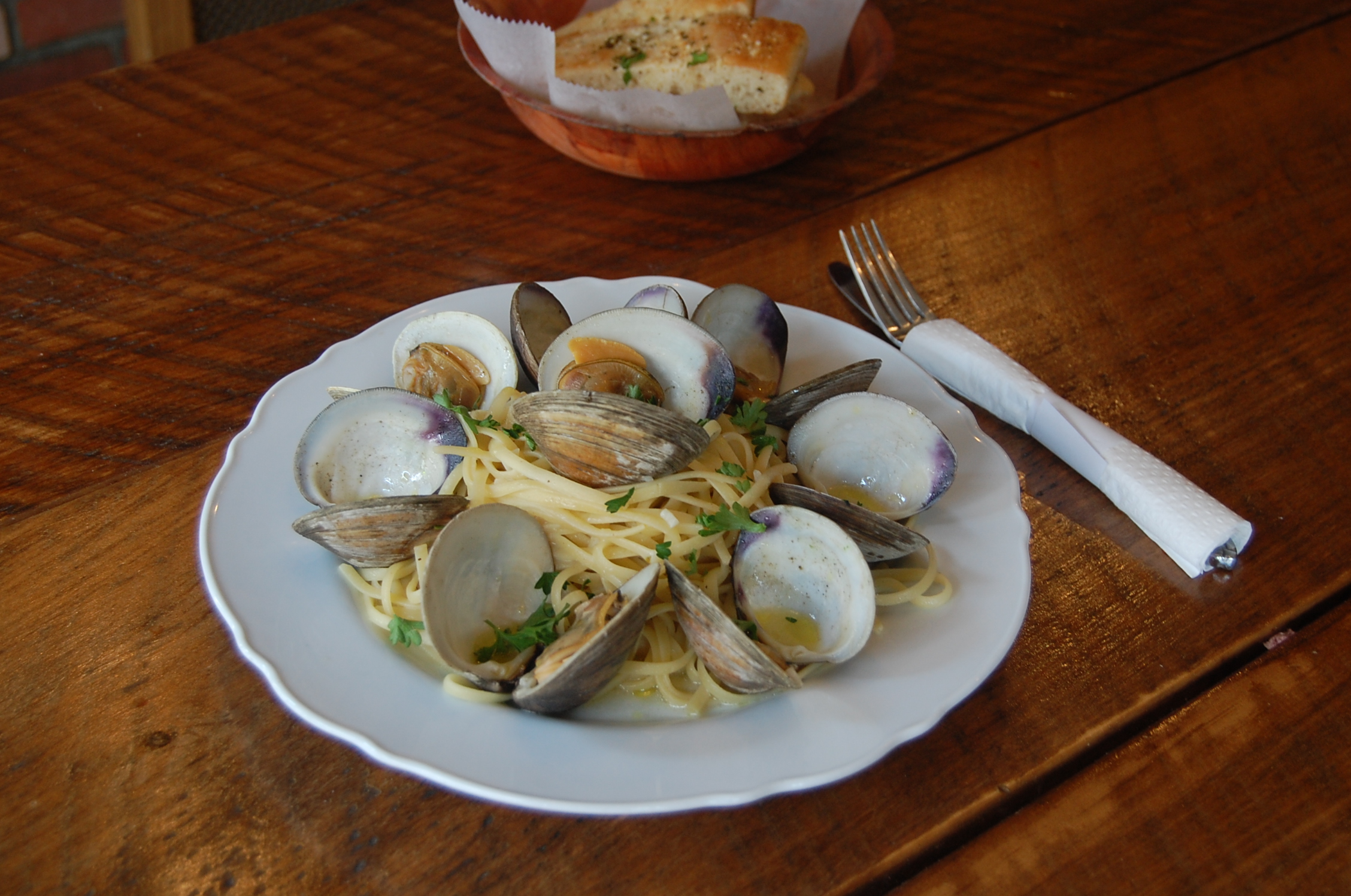 Linguine with Clams Garlic & Oil